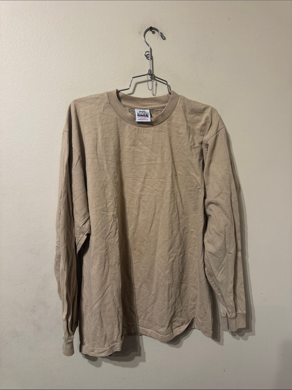 Unisex crew neck long sleeve beige Pro Club Heavy Weight long sleeve shirt XL